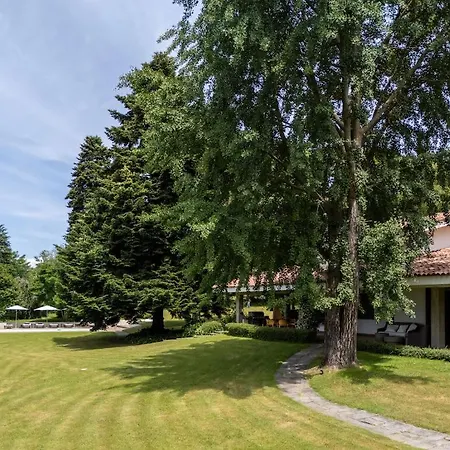 Italian Lakes With Heated Pool Villa